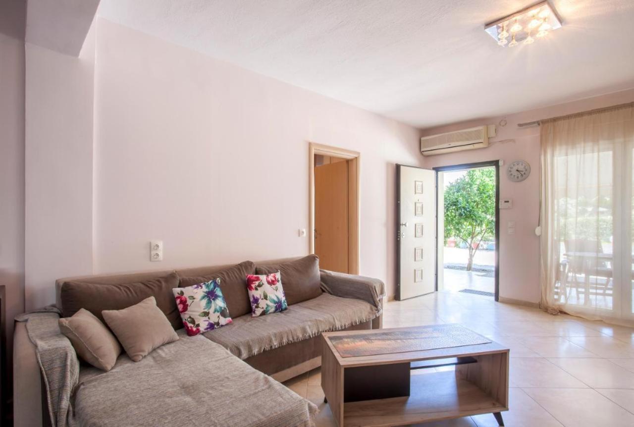 Sea La Vie Apartment Hanioti Exterior photo